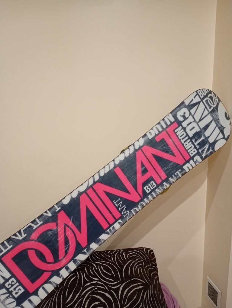 Prancha Snowboard Dominant Burton 154cm