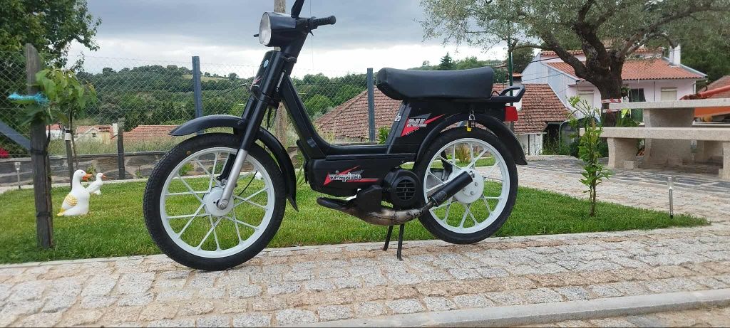 Vendo vespinos  nl. E dois gl