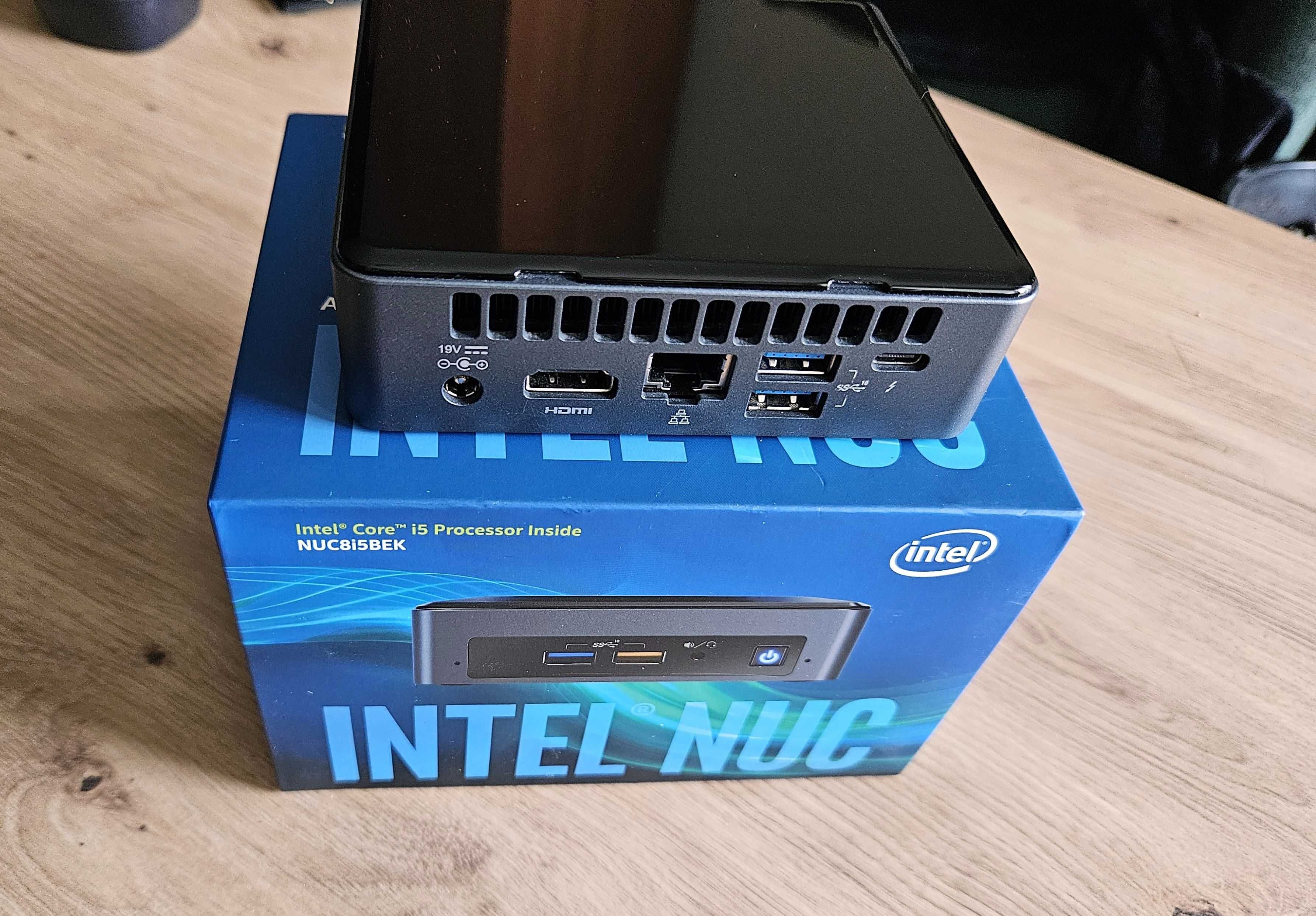Nettop Mini-PC Intel NUC i5-8259U, SSD 256GB, 16GB RAM, WIN11