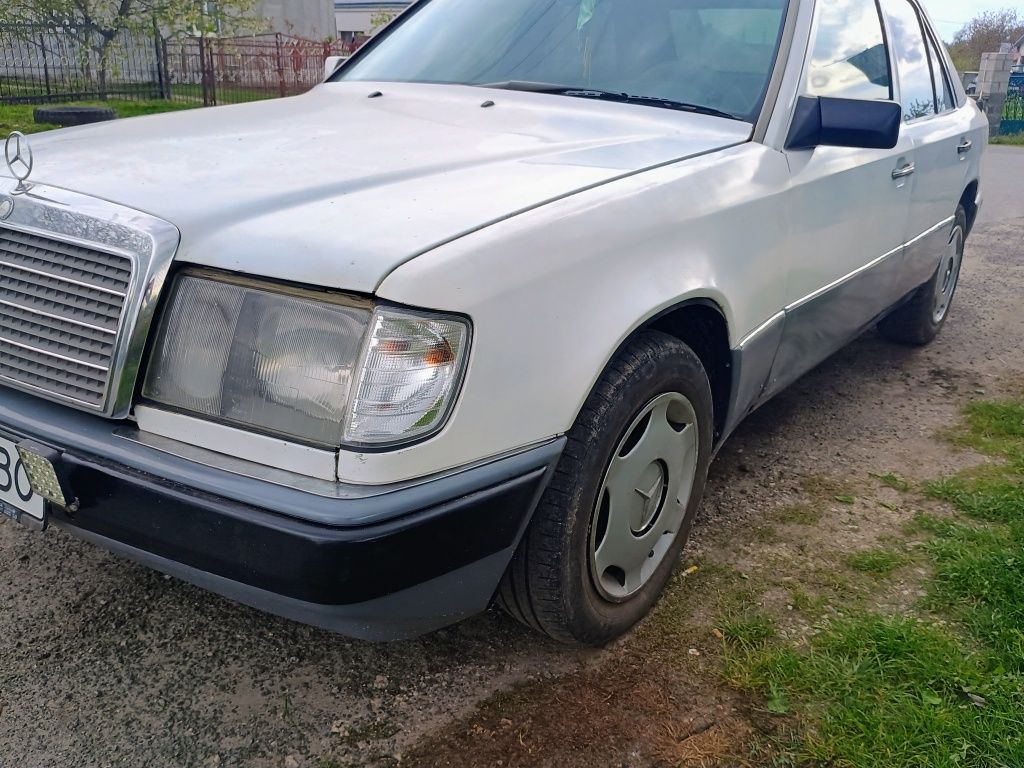 Mersedes-bens w124