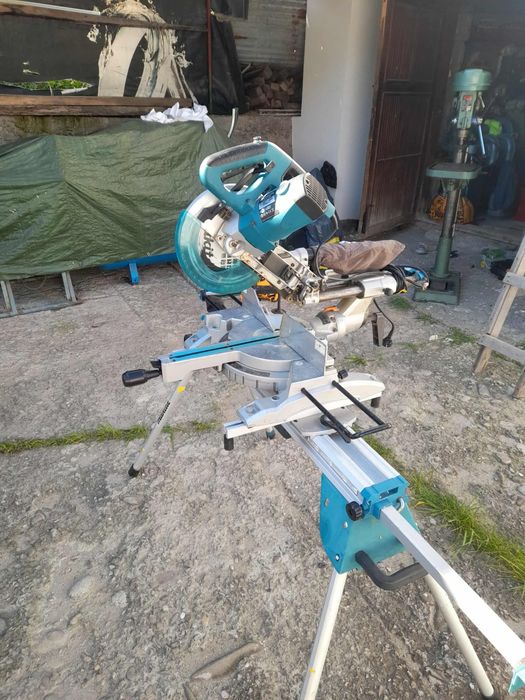 Piła Ukośnica Makita