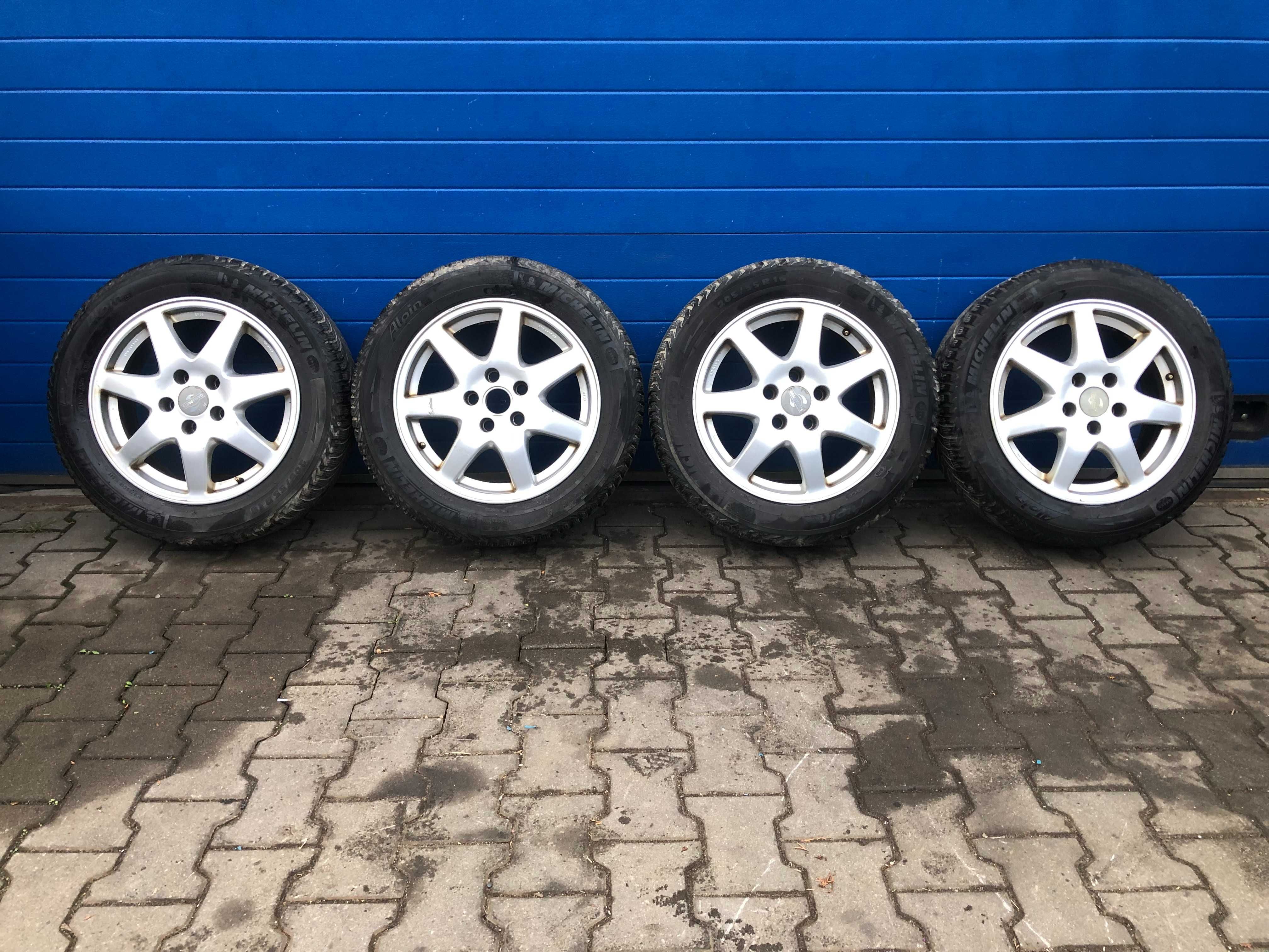 Felgi Opony Golf V Jetta Scirocco Leon II Octavia 205/55/16 Zimowe 8mm
