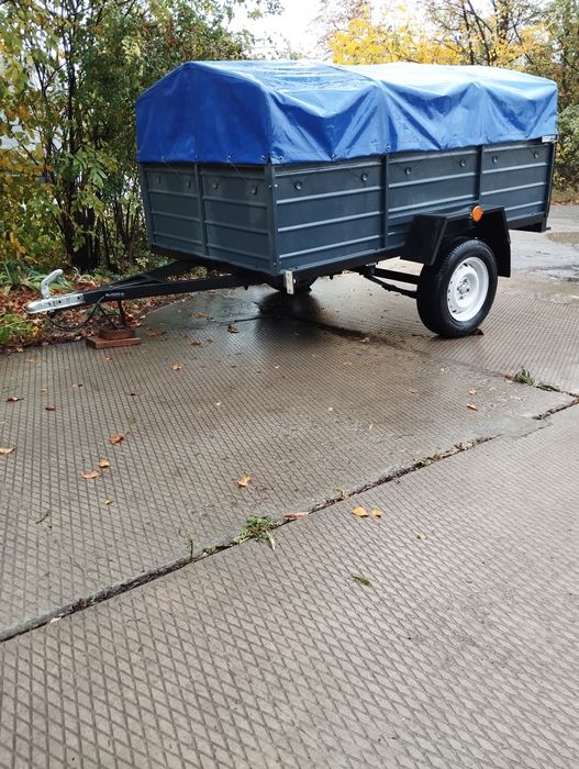 Прицеп легковий автомобільний