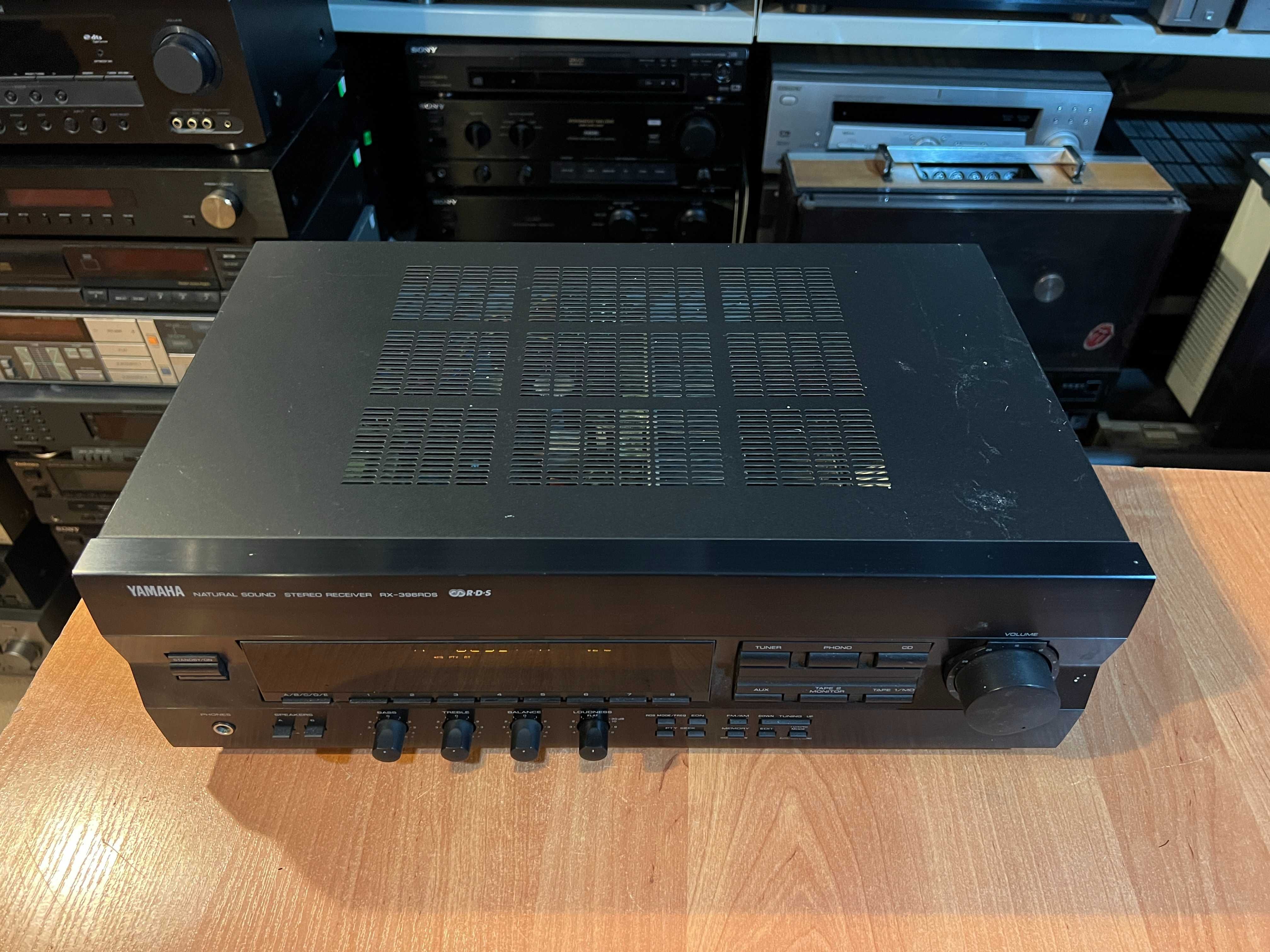 Amplituner Yamaha RX-396 RDS, Audio Room