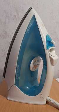 Утюг TEFAL FV 2115. Хорошее состояние.