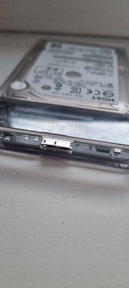 Obudowa z dyskiem 2.5 całą 1 tb