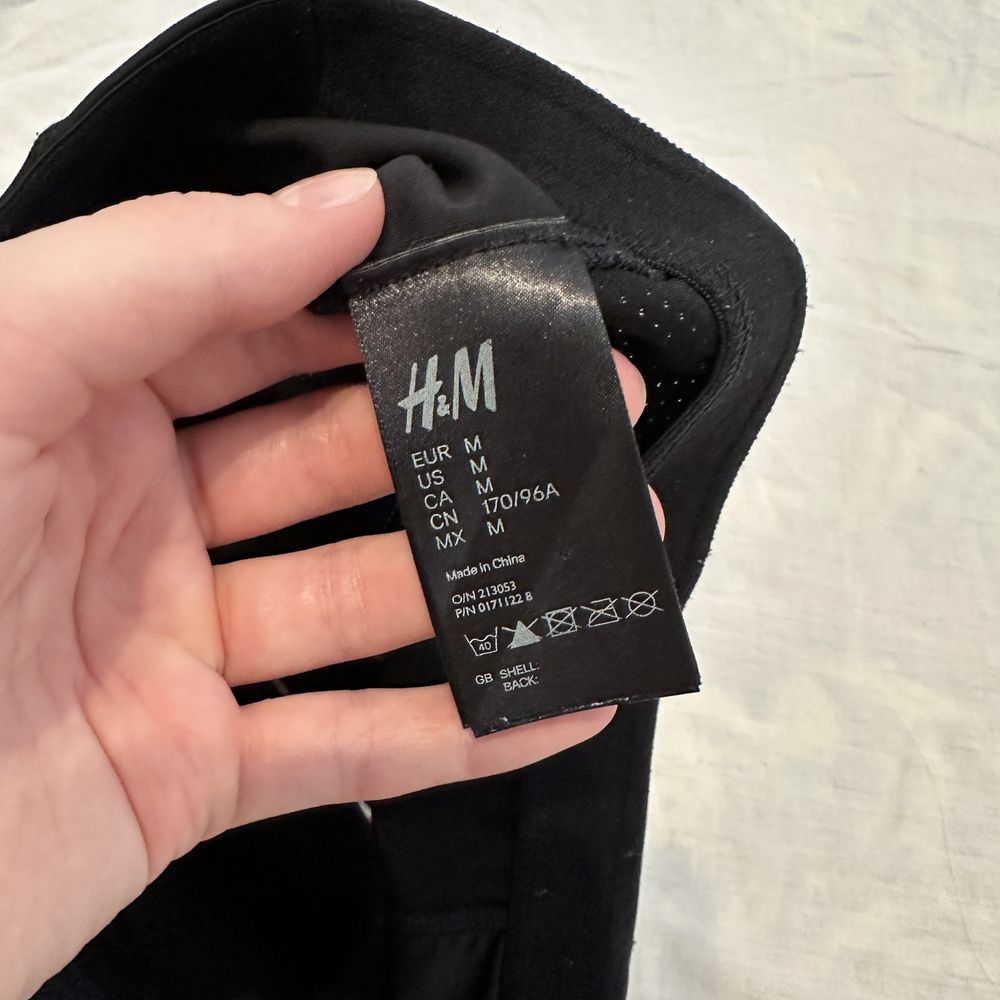 Топік спортивний, чорний топ h&m
