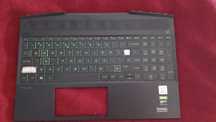 HP Pavilion Gaming 15dk klawisze, dół laptopa