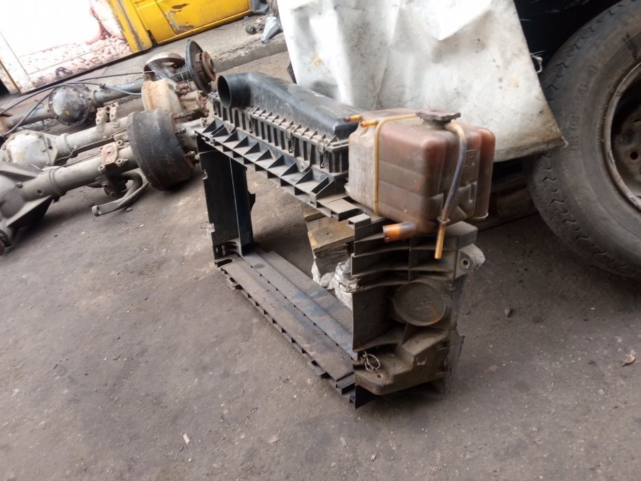 Корпус воздушного фильтра Mercedes REX, Vario 609 611 614 709 711 714