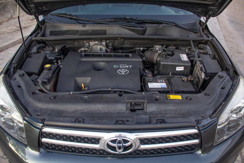 Toyota RAV4 2.2 D-CAT 177cv