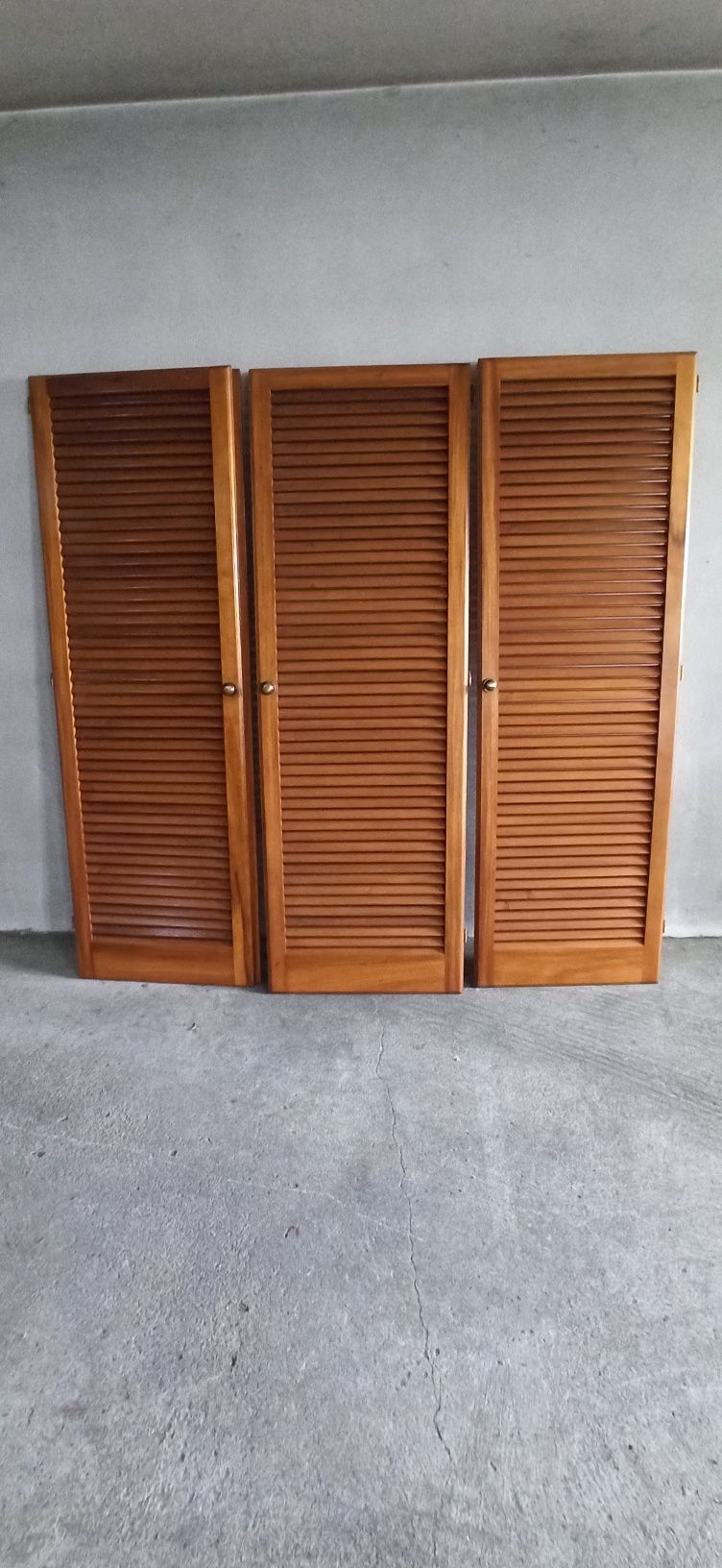3 portas de roupeiro em teca