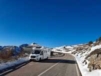 Wynajem campera Giottiline 395