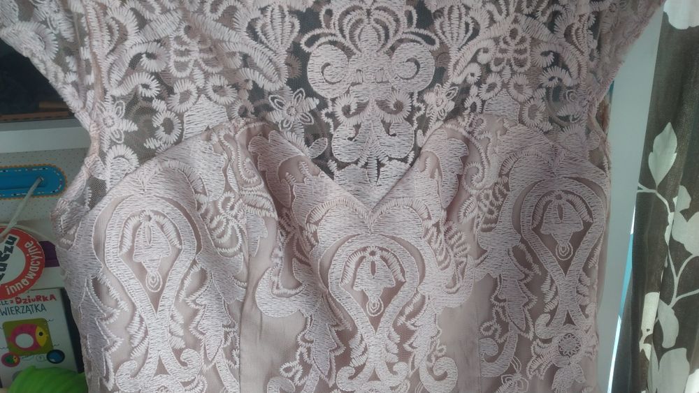 Sukienka wesele chi chi London 42/16 koronkowa brudny róż