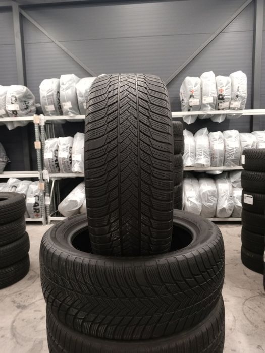 235 50 R19 BRIDGESTONE Blizzak LM-001, Зимові шини б\у