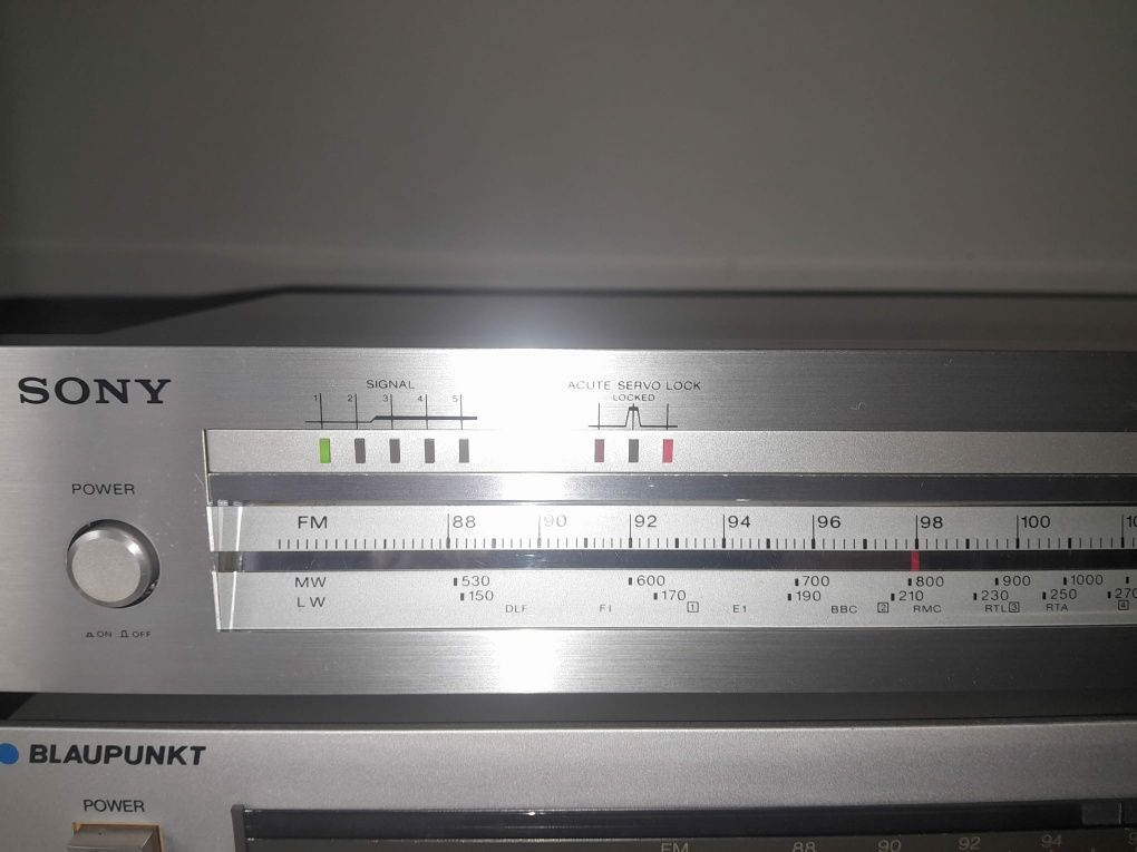 Rádio Tuner Sony