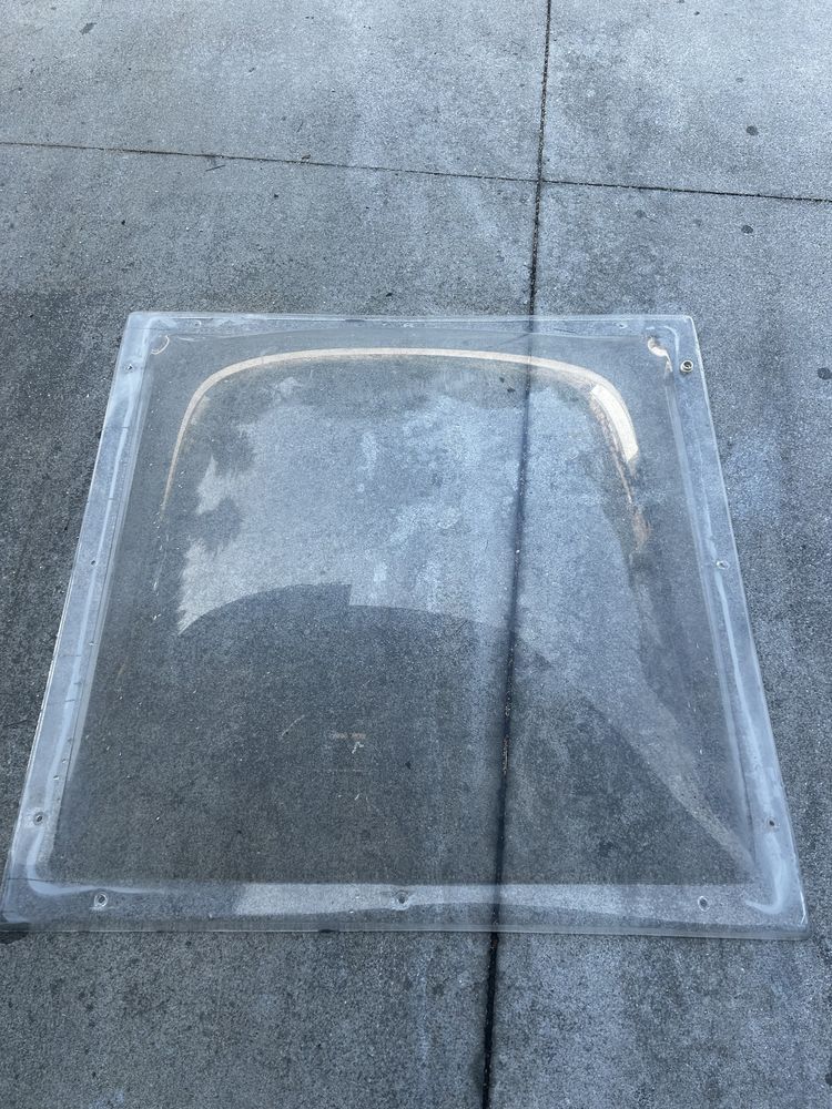 Clarabóia Transparente em Acrílico