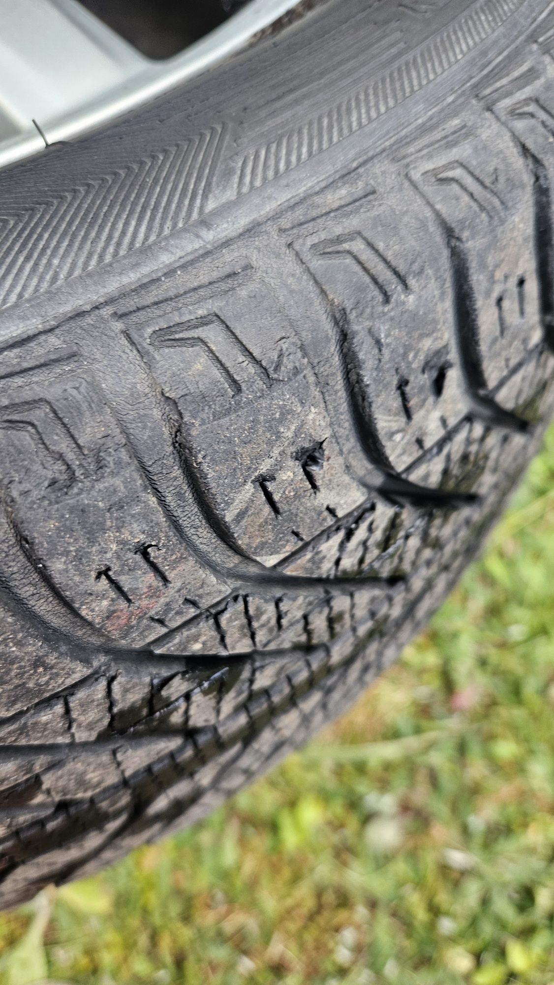 Felgi Honda z oponami Goodyear