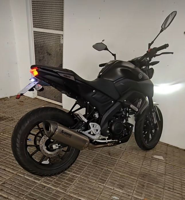 Yamaha mt 125 naked