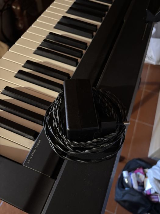 Piano Yamaha P-45 + Suporte
