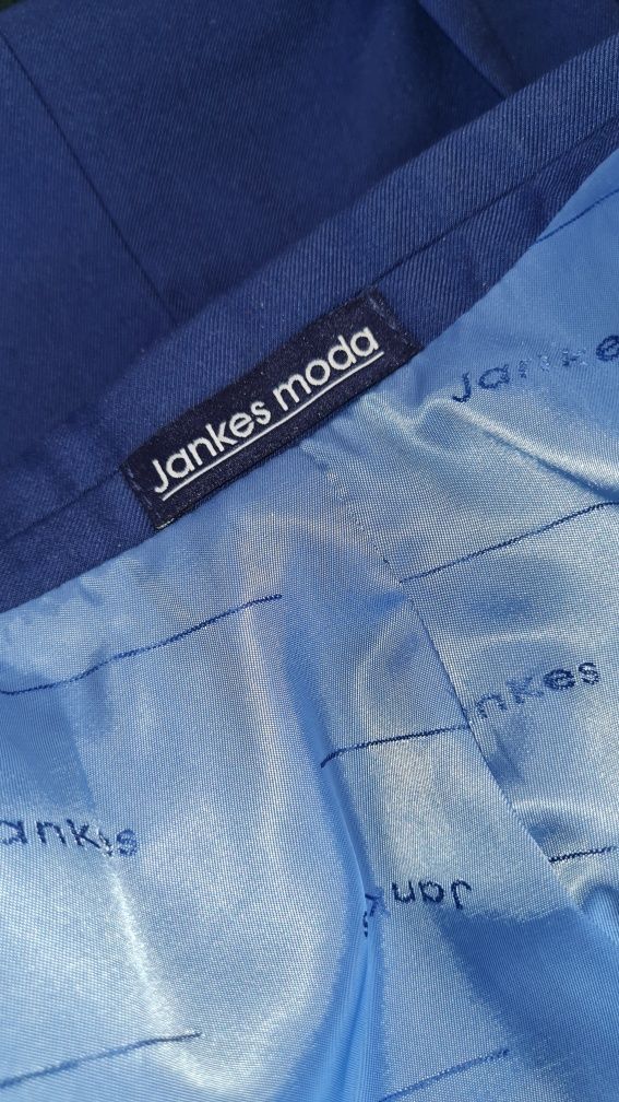 Garnitur Jankes moda 44/158