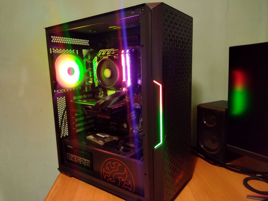 Komputer PC AMD Ryzen 5 16GB Sapphire Radeon RX 6600 8GB GIGABYTE 80+