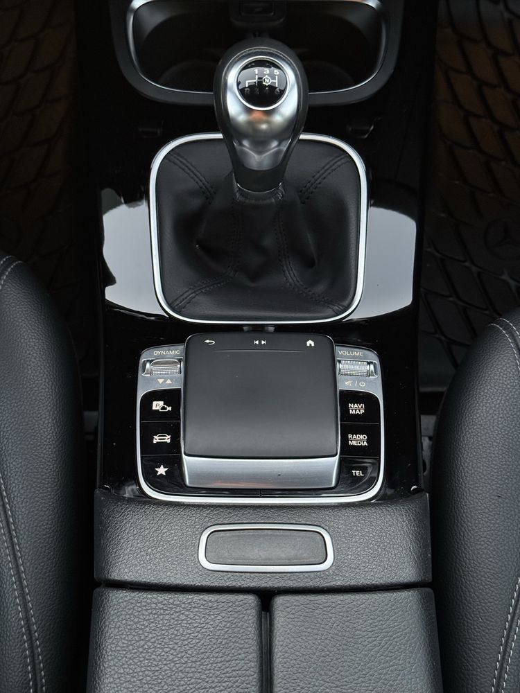 Mercedes-Benz B180d