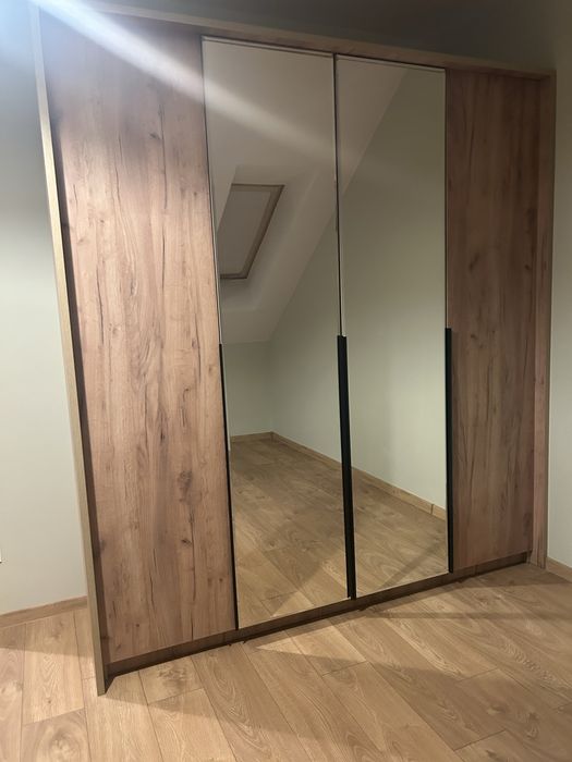 Szafa z lustrem stan bardzo dobry