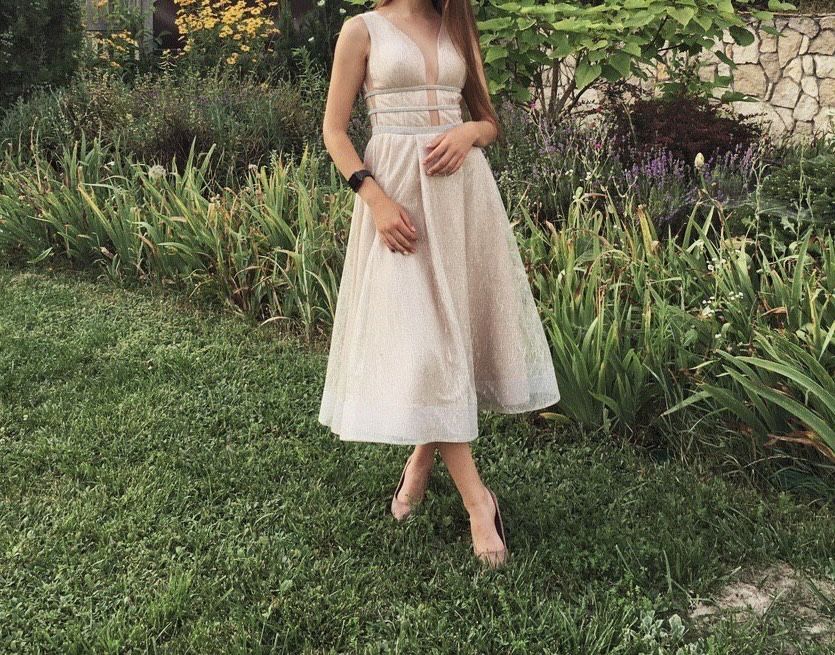 Випускна сукня нова