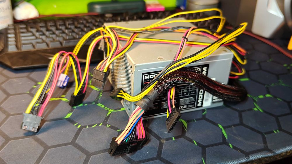 Zasilacz ATX Modecom Feel 500W