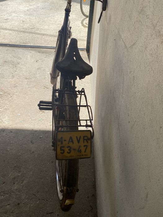 Bicicleta de senhora  antiga