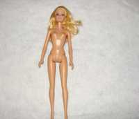 Boneca Barbie (Ref. BCN30) de 2013