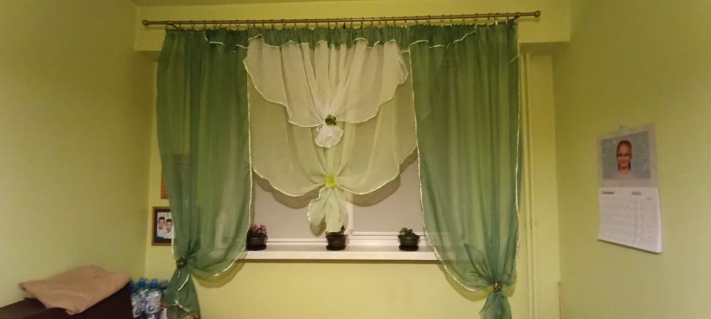 Firanka w odcieniach zieleni