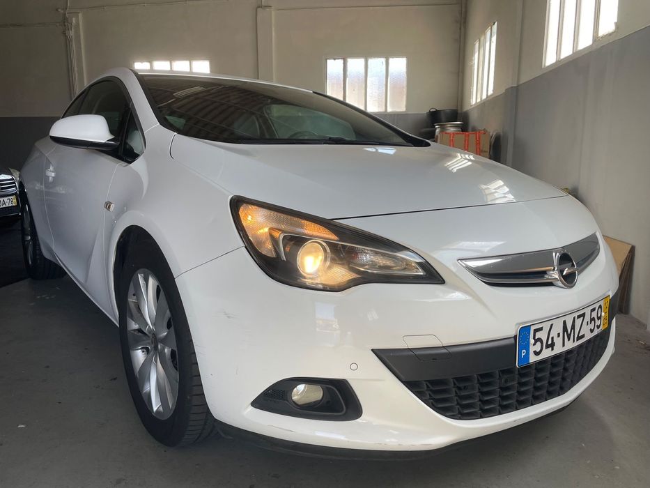 Opel Astra GTC