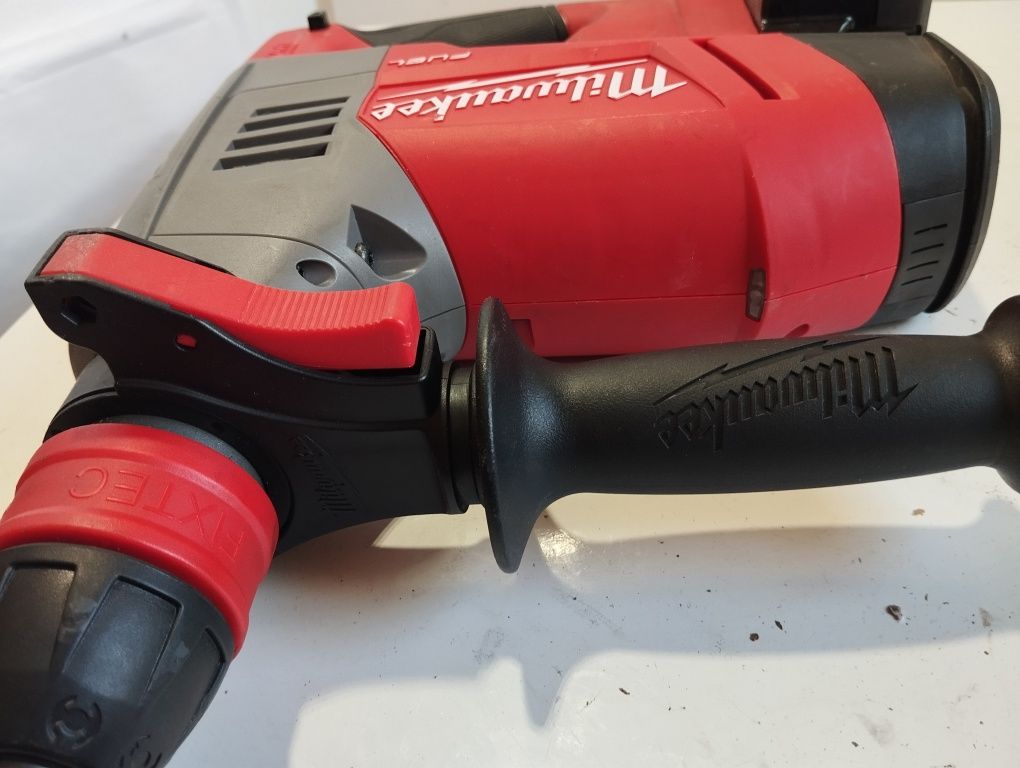 Milwaukee M18 CHPX młotowiertarka udarowa SDS-PLUS młot z podkuwaniem