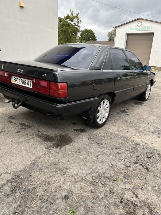 Ауді 100 С 3 1.8 бензин