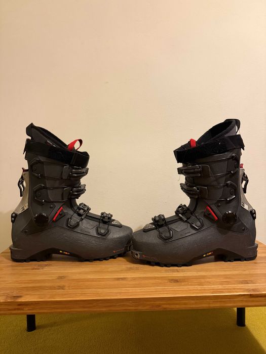 Buty Skitourowe / narciarskie DYNAFIT BEAST rozm.  - używane 4 razy