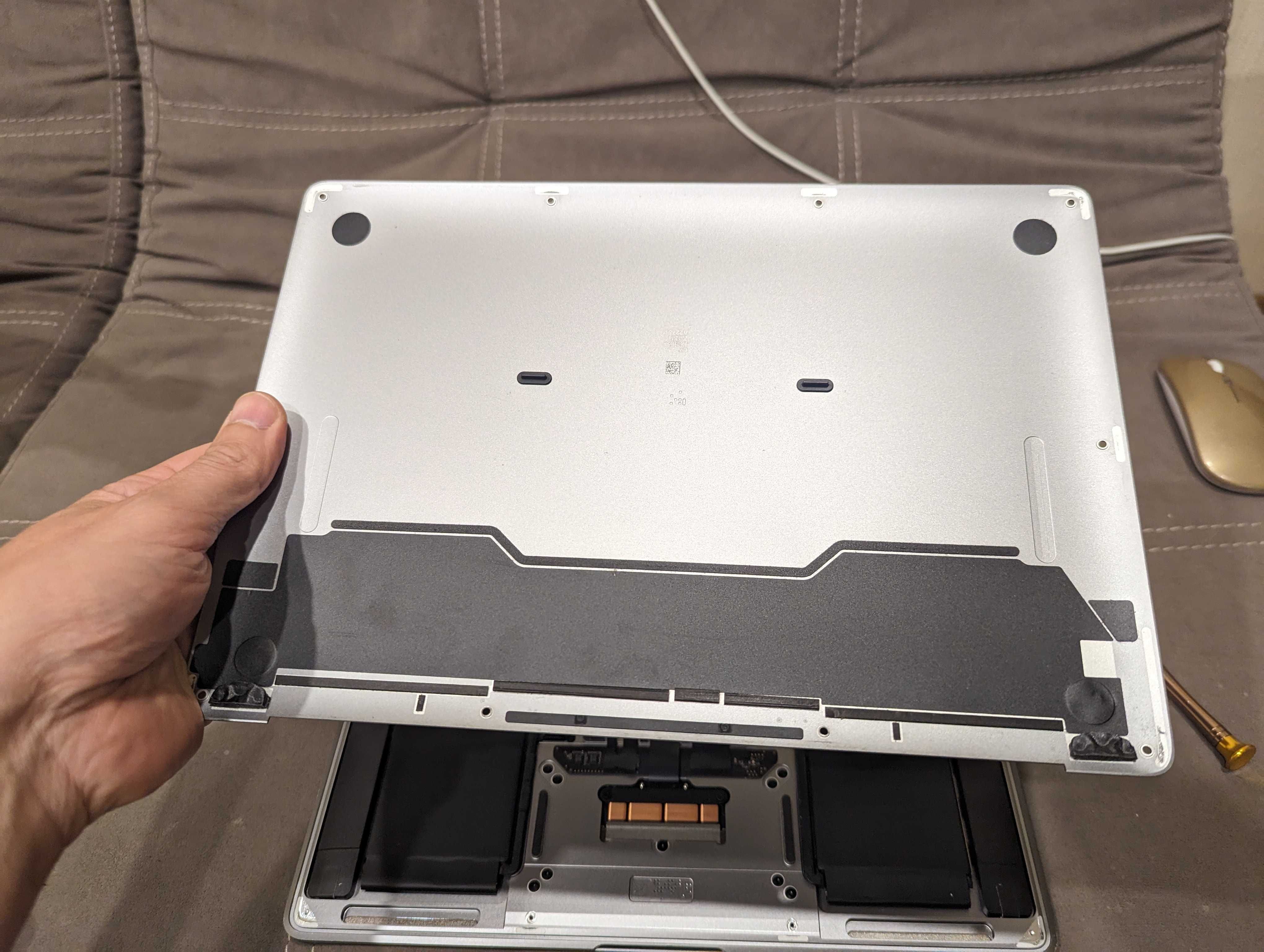 Разборка MacBook Air 2020 M1 А2337