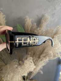 Okulary czarne lekko przyciemniane Fendi nowe