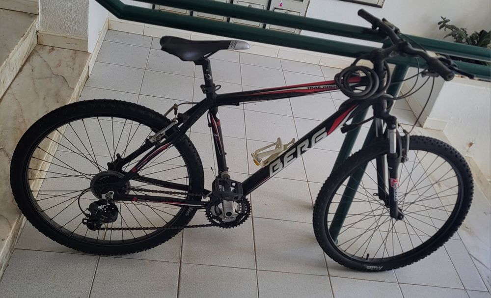 Bicicletas criança e adultos