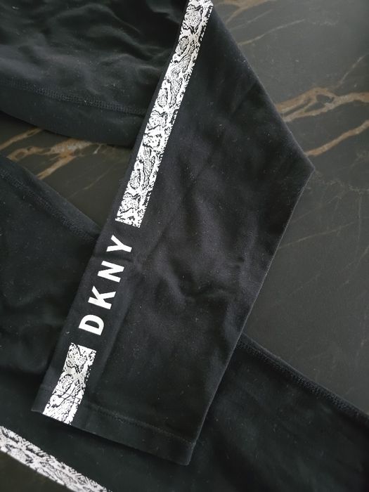 Legginsy Dkny sport jak nowe rozm S białe lampasy