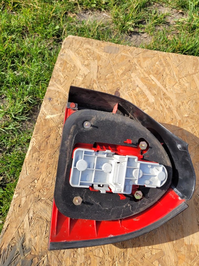 Lampa Audi A3 8L tył lewa  (S3)
