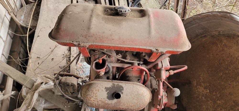 Мотопомпа бензинова.