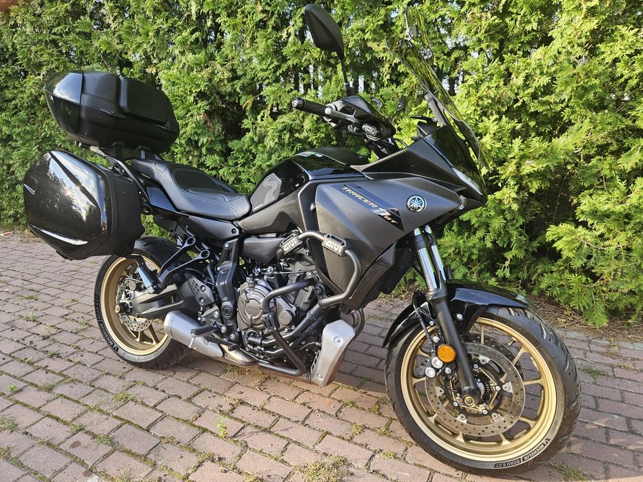 Motocykl yamaha tracer 7