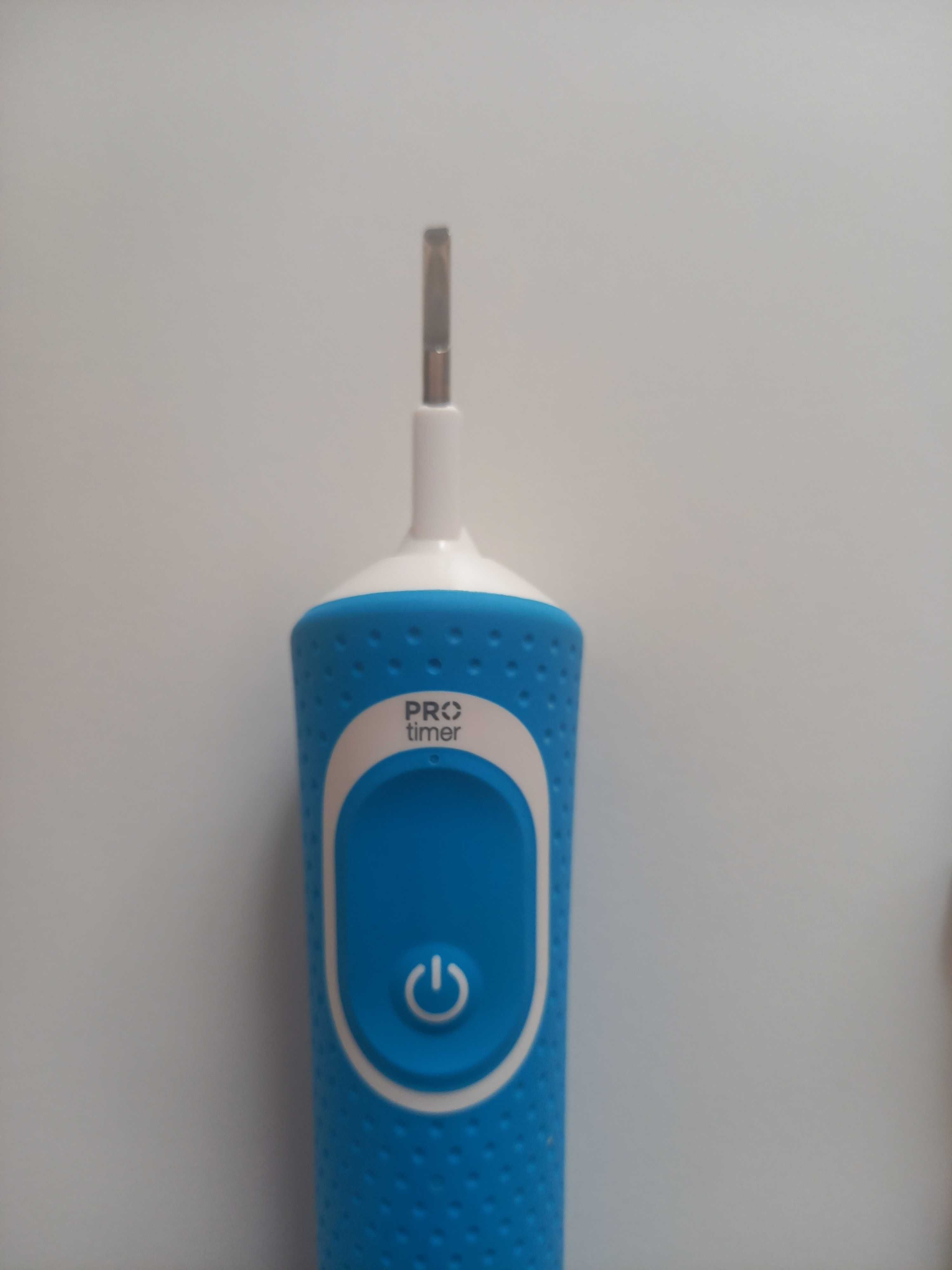 Escova de dentes eléctrica Braun/Oral-B Pro Timer