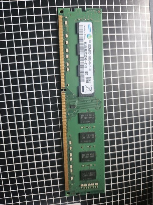 Оперативна пам'ять для ПК samsung 4GB 2Rx8 PC3- 106000-09-11-B