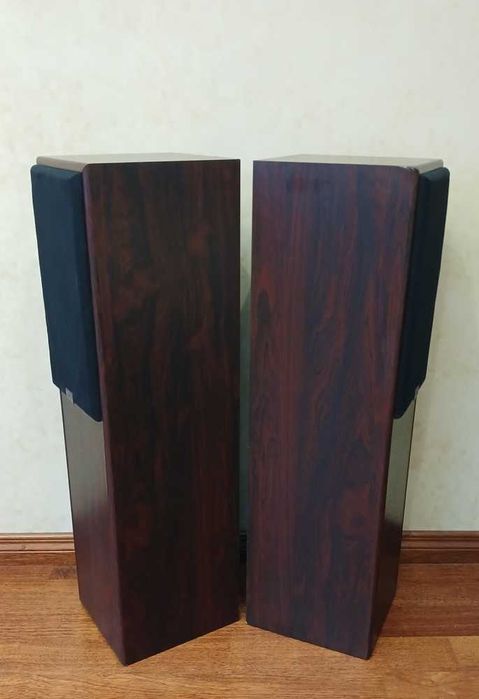 Акустика Revolver 250