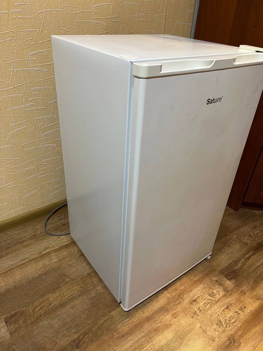 Холодильник Saturn