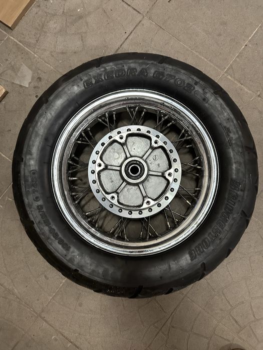 Продам колесо заднє на Honda Shadow 1100.