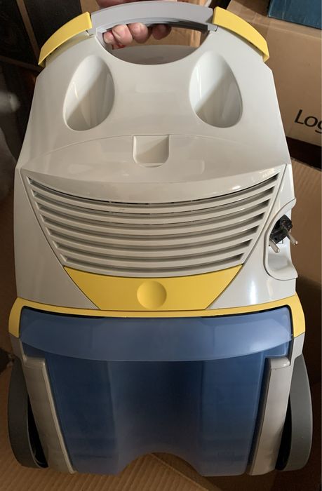 Karcher KARCHER K5500 пылесос с водяным фильтром