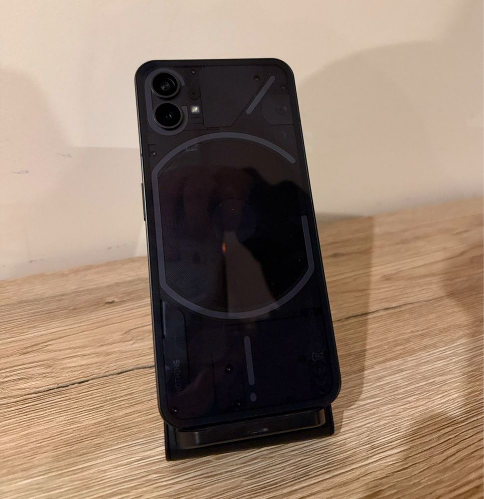 Nothing phone 1 + cmf buds pro